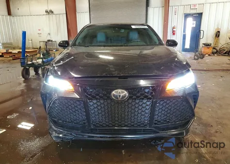 2019 Toyota Avalon Xle z USA, uszkodzony, nr VIN 4T1BZ1FB7KU006897